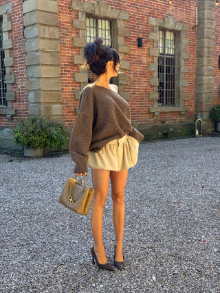 MARGOT One Shoulder Long Sleeved Jumper In Coffee