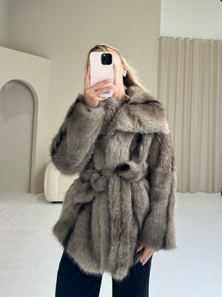 FERN Short Faux Fur Coat with Belt in Mink