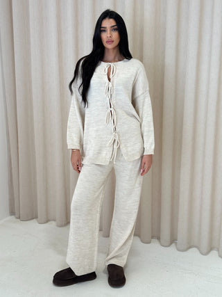 BEAU Bow Detail Knitted Jumper And Trouser Loungewear In Vanilla