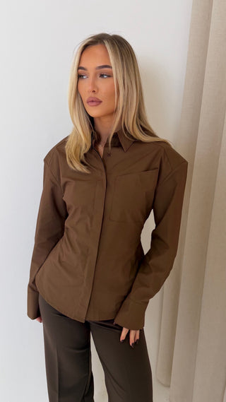 AVERY Long Sleeved Open Back Tailored Shirt In Chocolate Brown