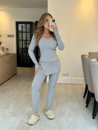FREYA Long Sleeved V Neck Ribbed Top & Legging Co-Ord In Grey