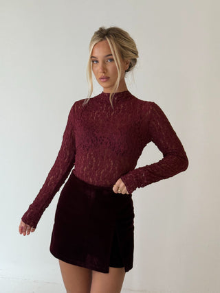 SEREN Faux Suede Skort In Burgundy
