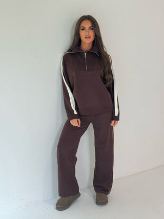 MARLIE Knitted Zip Up Jumper & Wide Leg Trouser Loungewear In Mocha