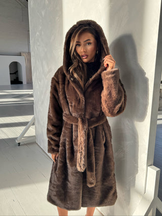 WILLOW Long Sleeved Faux Fur Hooded Long Belted Coat In Chocolate