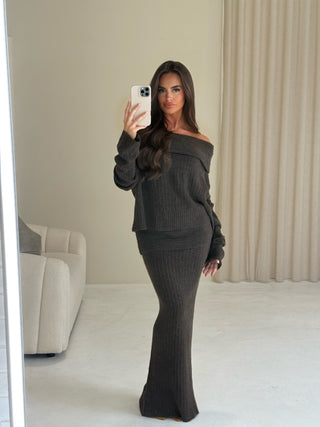 HAILLE Chunky Knit Bardot Top & Fold Over Maxi Skirt Co-Ord In Espresso