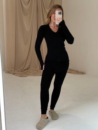FREYA Long Sleeved V Neck Ribbed Top & Legging Co-Ord In Black