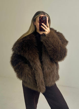 ALBA Faux Fur Long Sleeved Short Jacket In Espresso