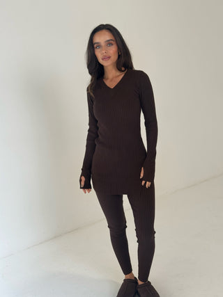 FREYA Long Sleeved V Neck Ribbed Top & Legging Co-Ord In Chocolate