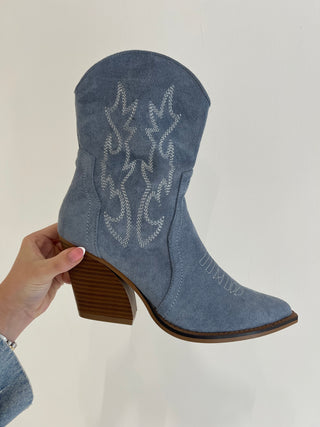 CASSIDY Cowboy Suede Heeled Boots In Blue