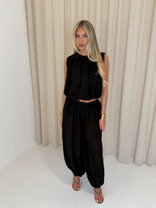 MARA Balloon Hem Sleeveless Top & Trouser Co-Ord In Black