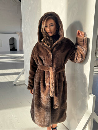 WILLOW Long Sleeved Faux Fur Hooded Long Belted Coat In Chocolate
