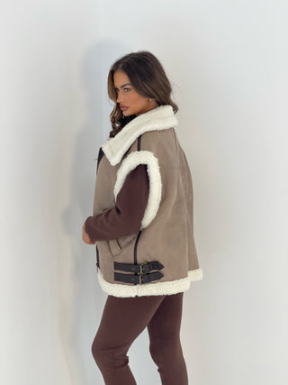 PRE ORDER SHIPS 29/09 BEAR Faux Shearling Gilet In Taupe